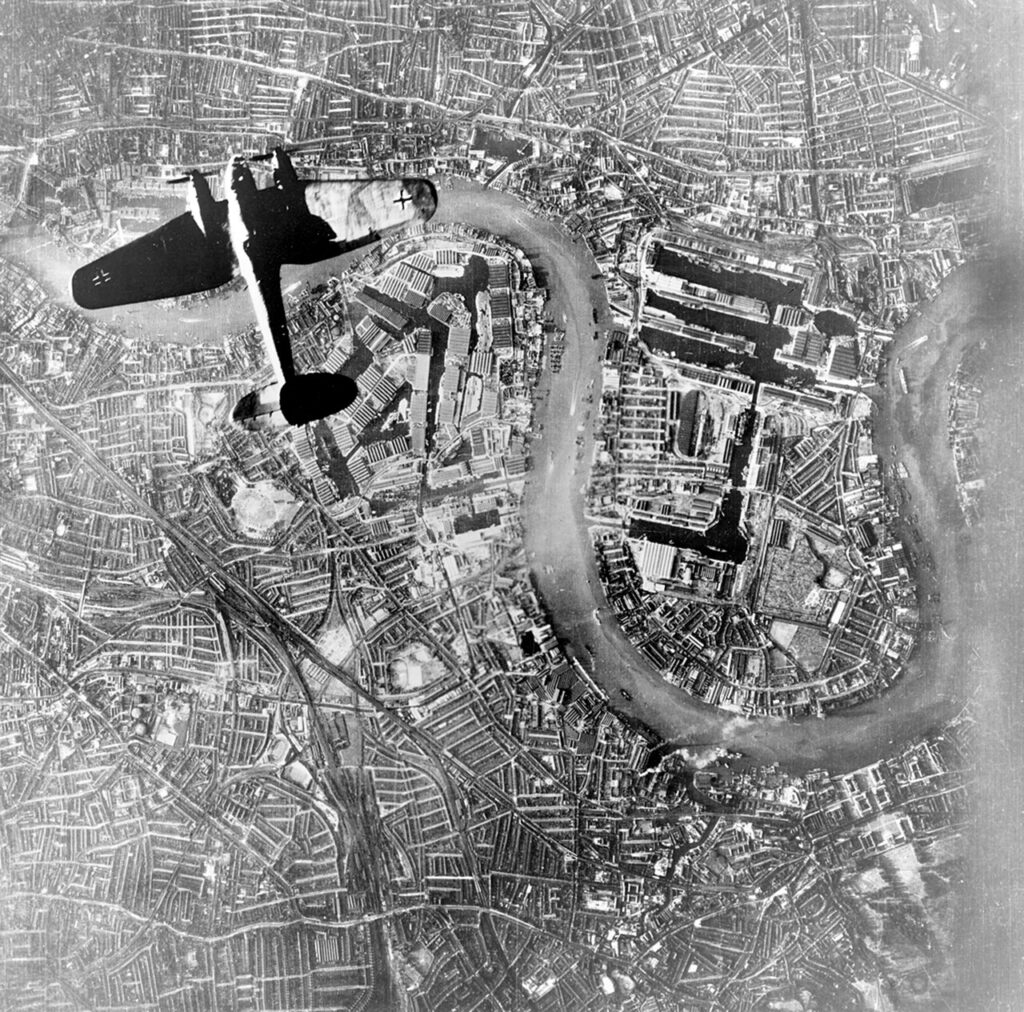 1280px Heinkel He 111 over Wapping2C East London